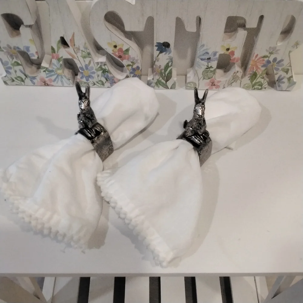 New! Two Metal Rabbit Napkin Rings - Picture 7 of 7